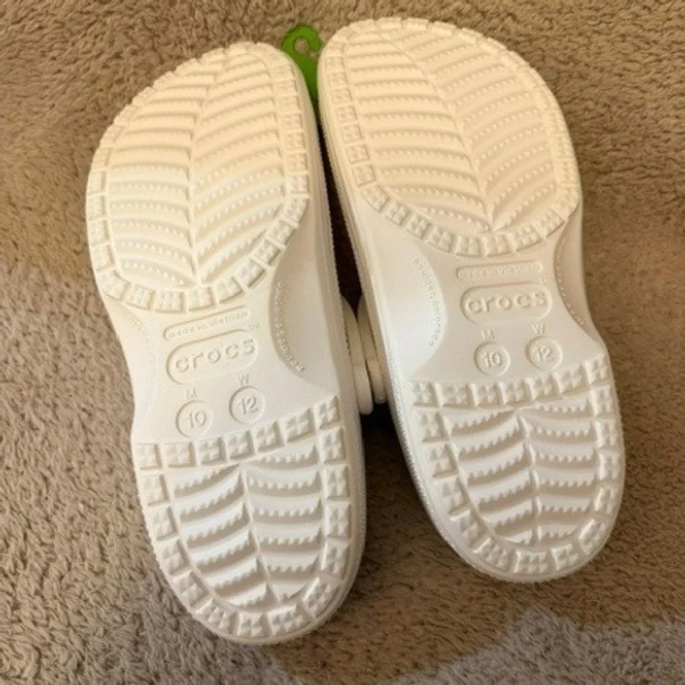 Crocs Baya‎ Lined Clogs White Grey Mens Size 10 Fleece Fur Slippers 205969-11H